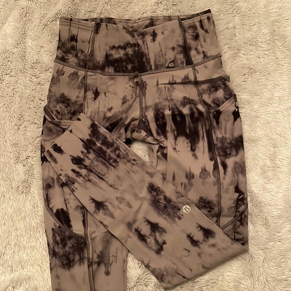 lululemon athletica Pants - Lululemon Fast and Free Leggings